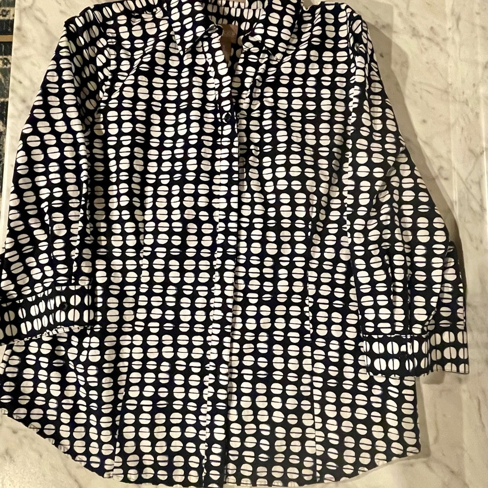 Chico's Navy, Royal Blue and White Ladies Wrinkle Resistant Button Down Shirt